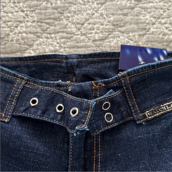 Watch LA Western Style Flare Jeans with Detachable Buckle - Picture 3 of 7